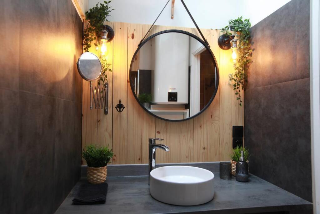 Love Room Romantique Les Petits Plaisirs Angers Esterno foto